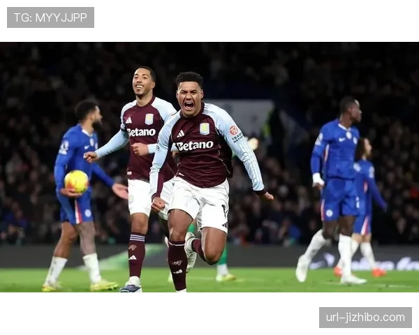 从四后卫到三中卫：阿斯顿维拉主帅埃梅里讲述其战术体系微调的心路历程